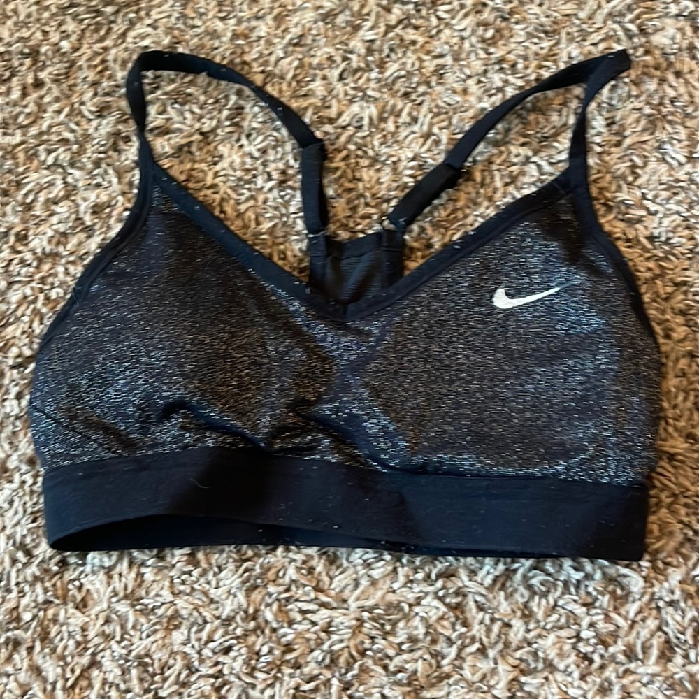 nike sports bra